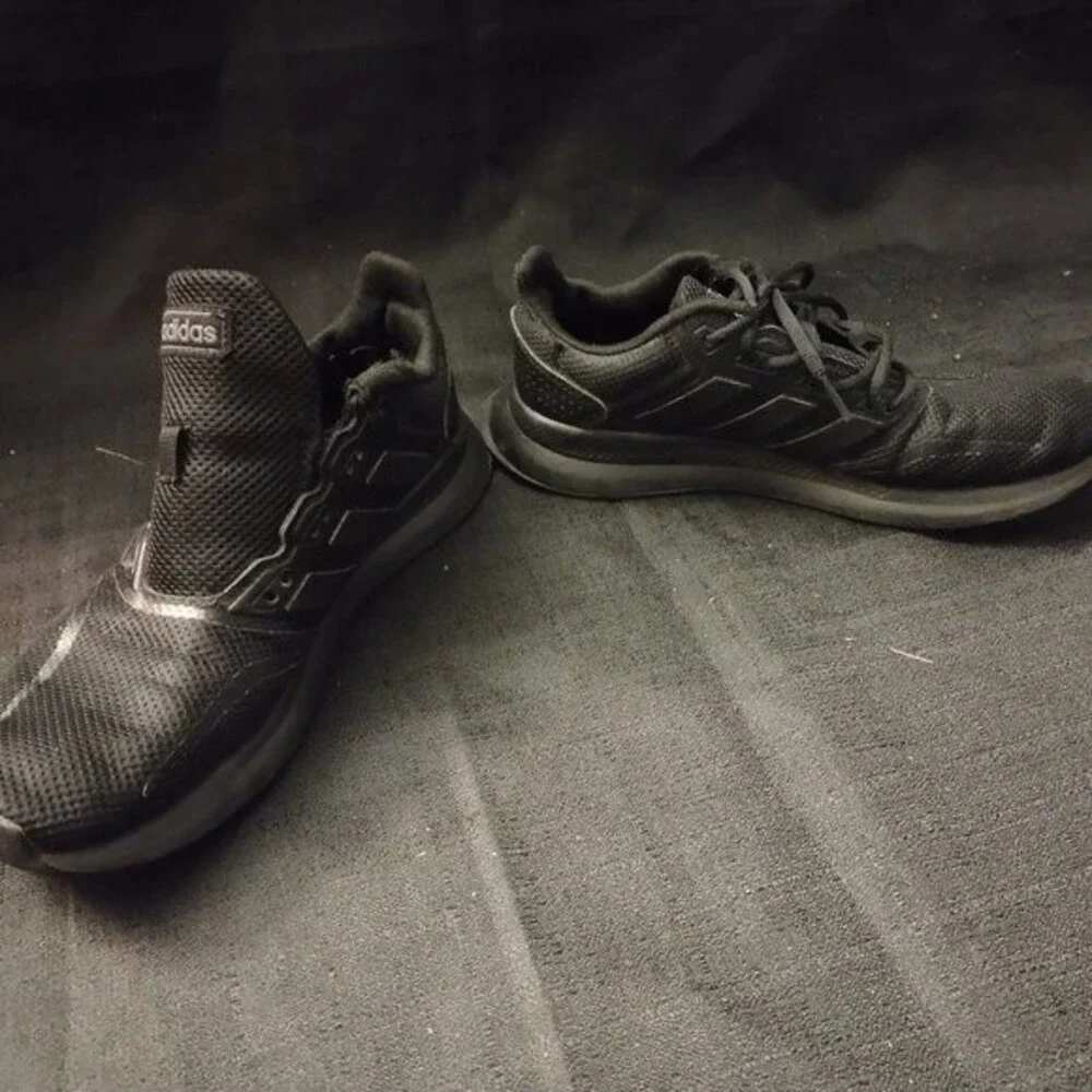 adidas mens cloud